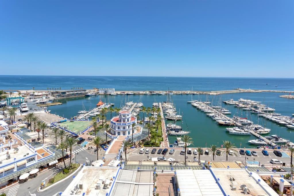 Estepona Luxury Seafront Penthouse With Parking Extérieur photo