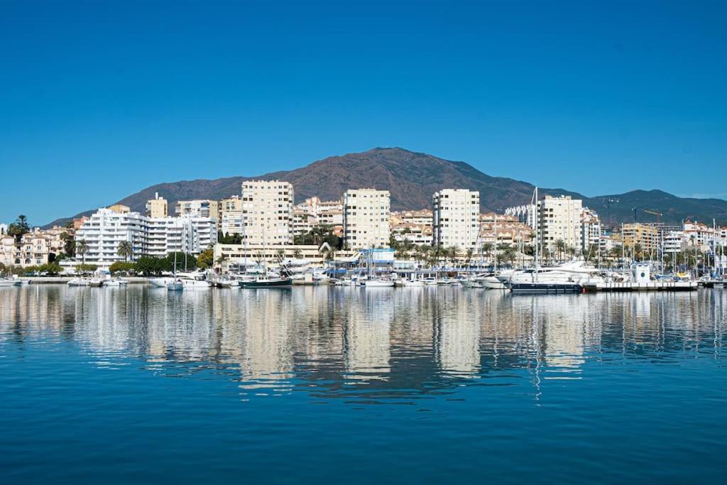 Estepona Luxury Seafront Penthouse With Parking Extérieur photo