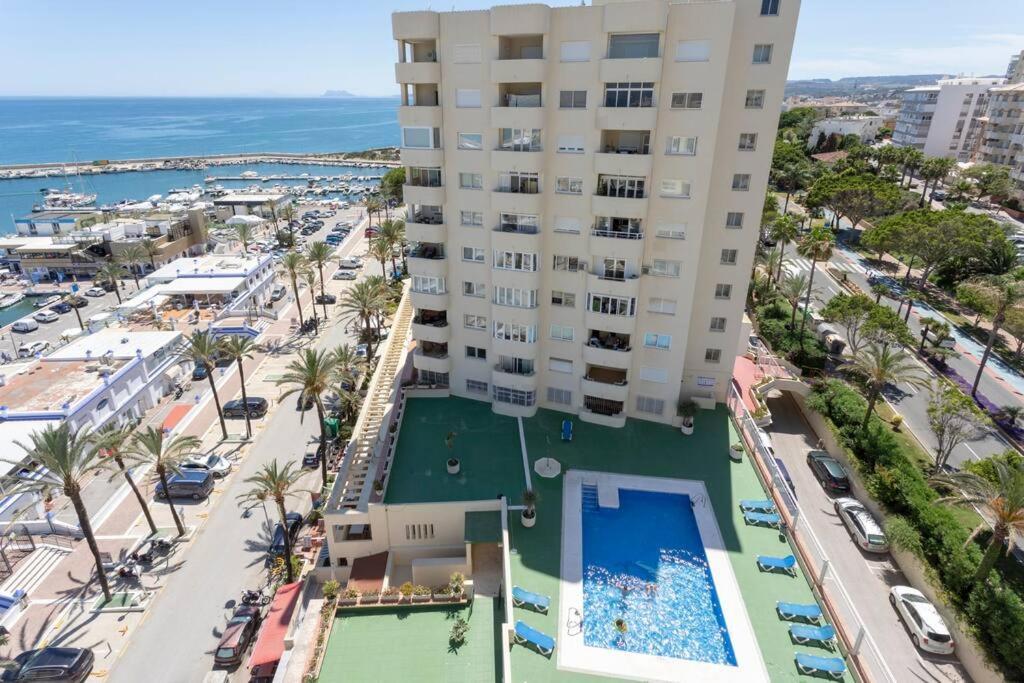 Estepona Luxury Seafront Penthouse With Parking Extérieur photo